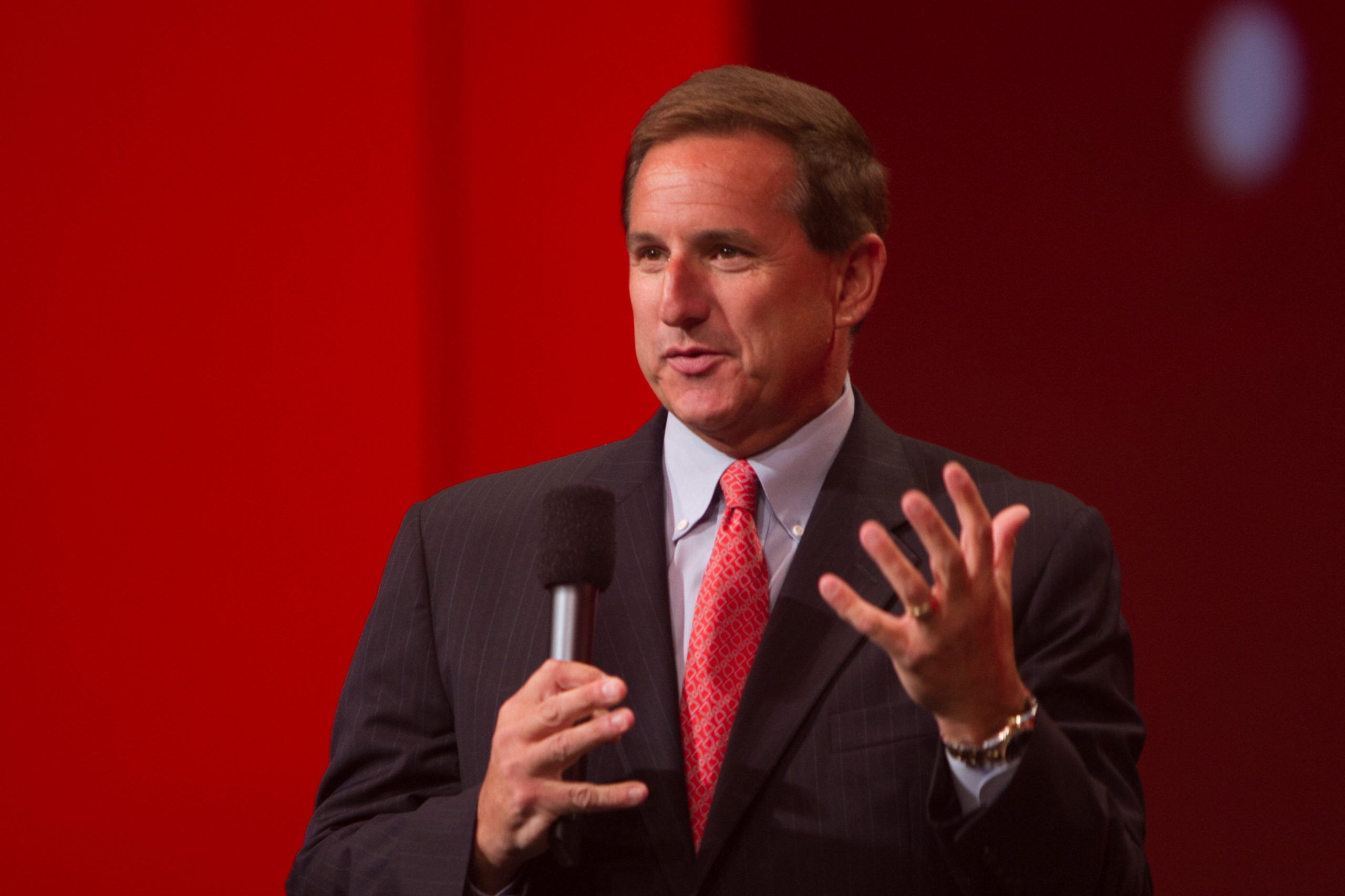 Oracle CEO Mark Hurd Bloomberg TV comments
