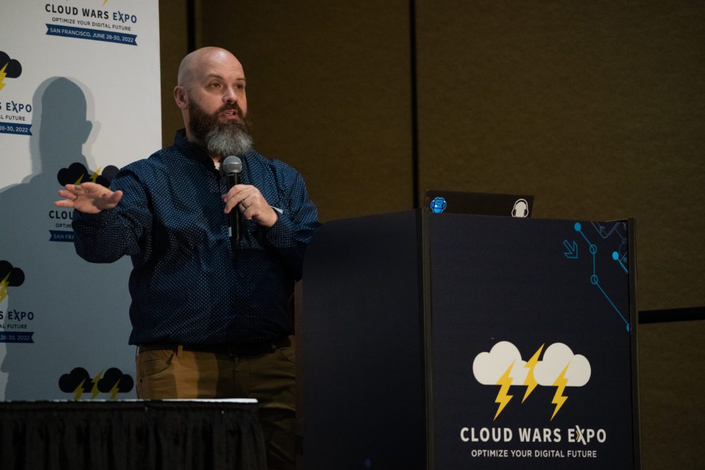 Aaron Back leads a Wednesday session at Cloud Wars Expo. Aaron, Principal Analyst at Acceleration Economy, also hosted every Cloud Wars News Desk interview live from the expo floor.